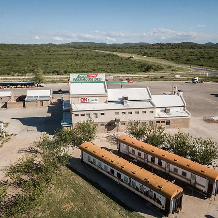 Conductor'S Inn Tsumeb Exteriör bild